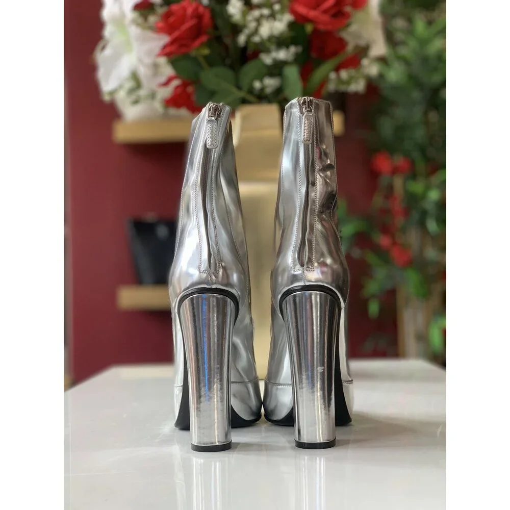 Gucci Silver Patent Leather Boots RUNS SMALL - Picture 3 of 8